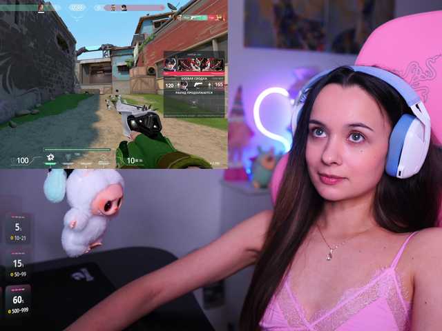 JuicyAngel's BongaCams show and profile