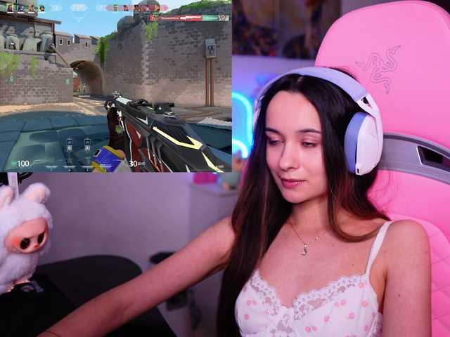 JuicyAngel's BongaCams show and profile