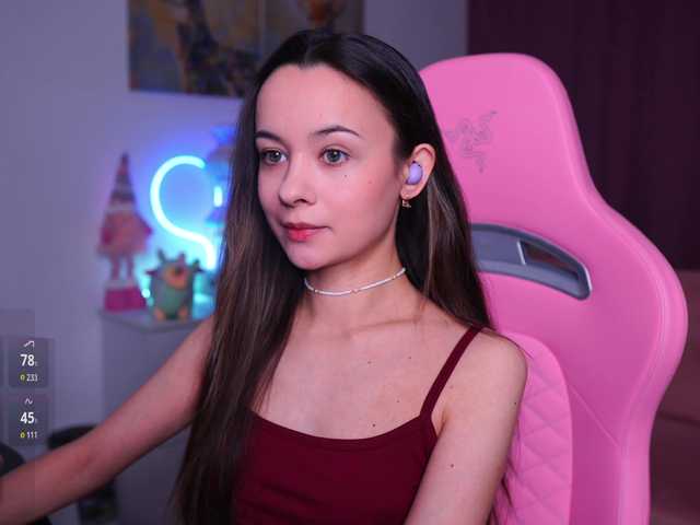 JuicyAngel's BongaCams show and profile
