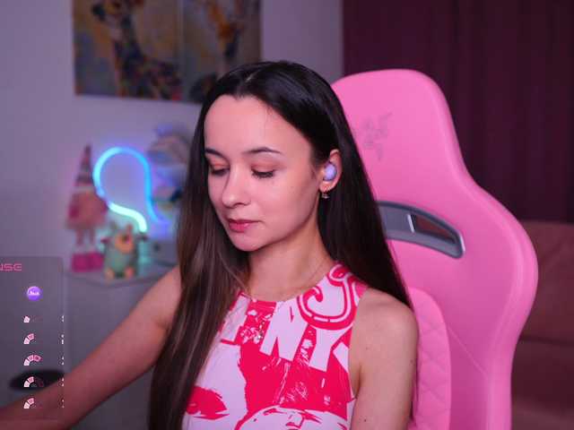 JuicyAngel's BongaCams show and profile