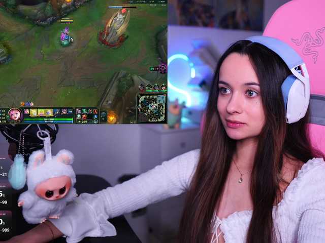 JuicyAngel's BongaCams show and profile