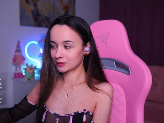 JuicyAngel's BongaCams show and profile
