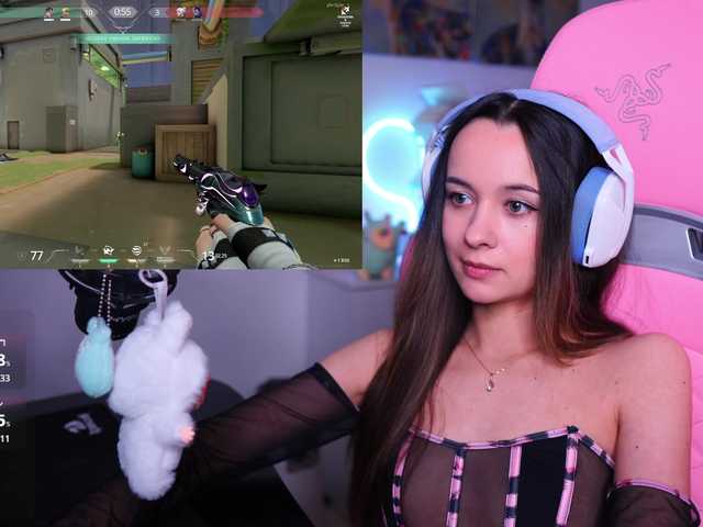 JuicyAngel's BongaCams show and profile