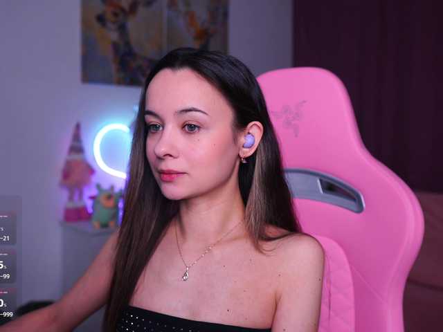 JuicyAngel's BongaCams show and profile