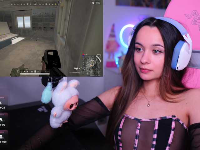 JuicyAngel's BongaCams show and profile