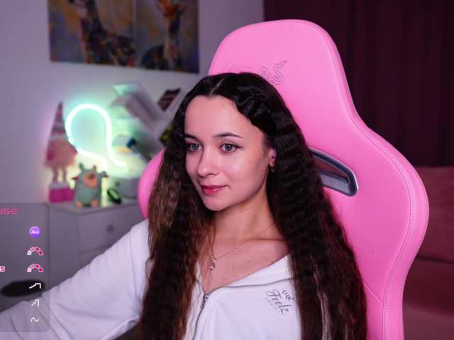 JuicyAngel's BongaCams show and profile