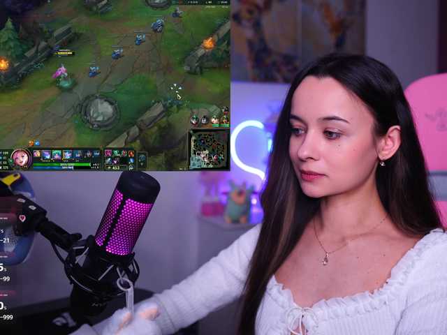 JuicyAngel from BongaCams