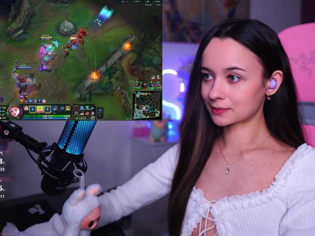 JuicyAngel's BongaCams show and profile