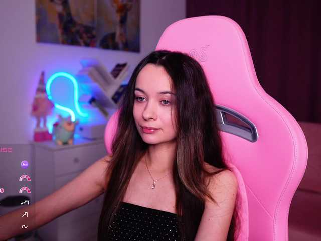 JuicyAngel's BongaCams show and profile