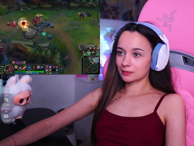 JuicyAngel's BongaCams show and profile