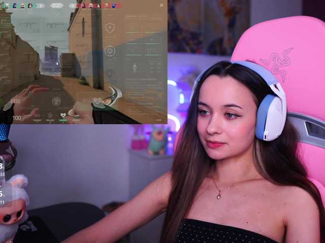 JuicyAngel's BongaCams show and profile