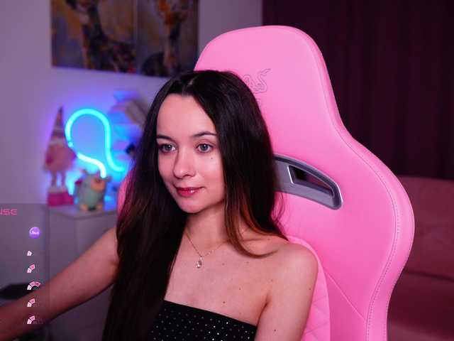 JuicyAngel's BongaCams show and profile