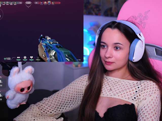 JuicyAngel's BongaCams show and profile