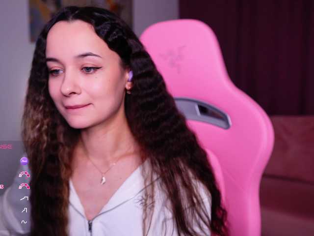 JuicyAngel's BongaCams show and profile