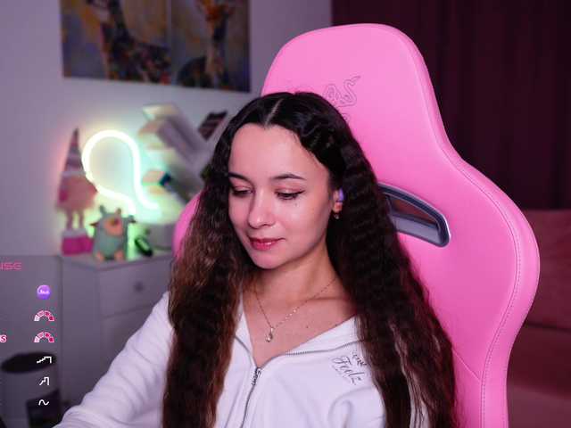 JuicyAngel's BongaCams show and profile