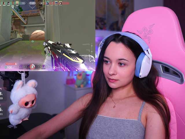 JuicyAngel's BongaCams show and profile