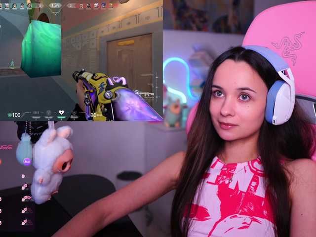 JuicyAngel's BongaCams show and profile