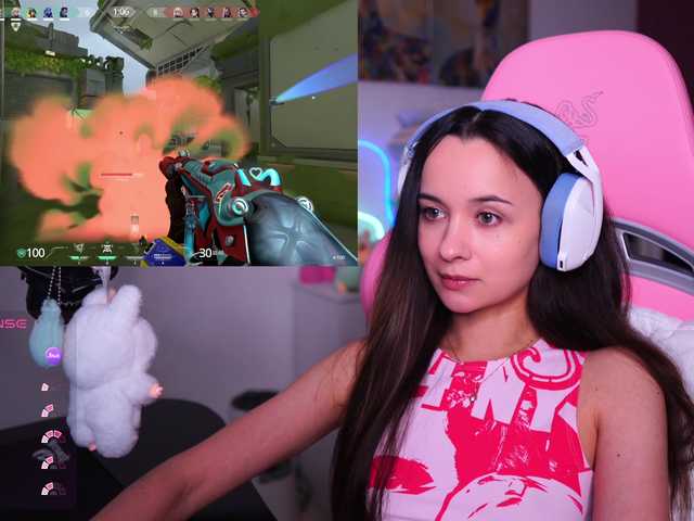 JuicyAngel's BongaCams show and profile