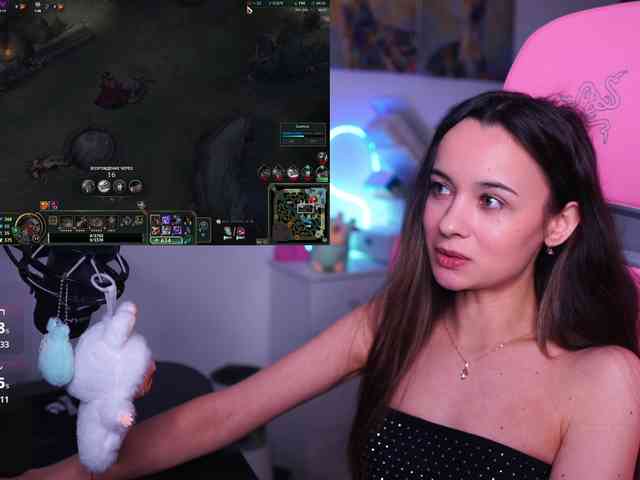 JuicyAngel Live Webcam on BongaCams