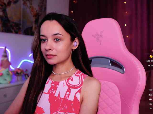 JuicyAngel Live Webcam on BongaCams