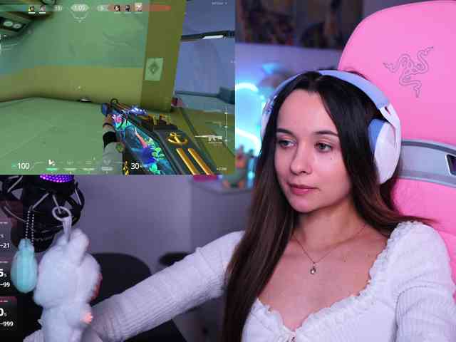 JuicyAngel Live Webcam on BongaCams