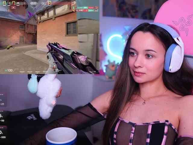 JuicyAngel Live Webcam on BongaCams