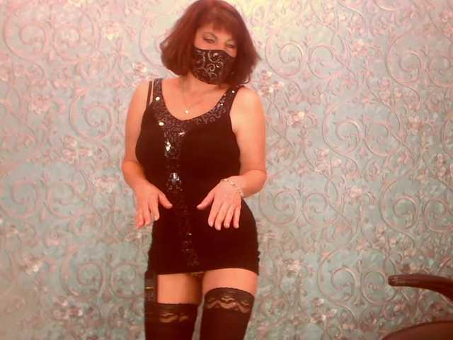 Infinitely2's BongaCams show and profile