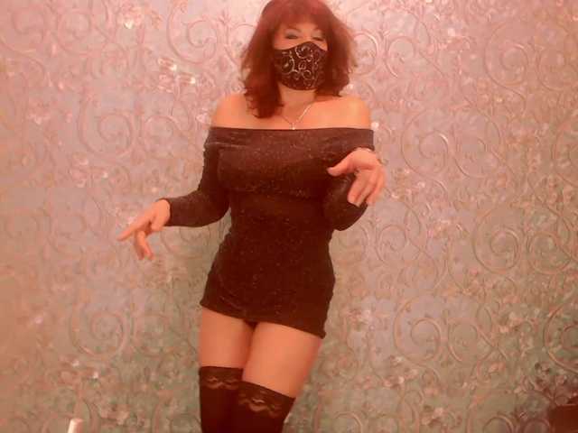 Infinitely2's BongaCams show and profile