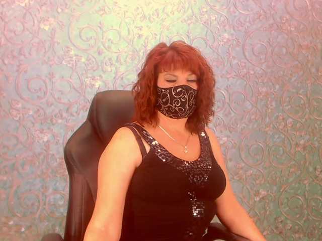 Infinitely2's BongaCams show and profile