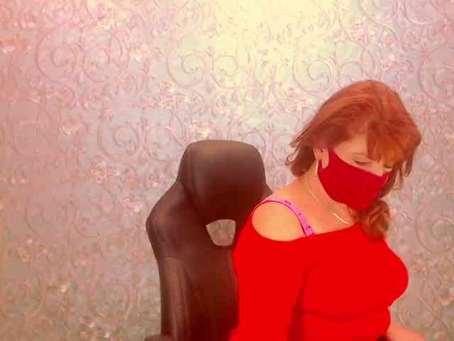 Infinitely2's webcam live show