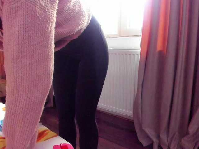 roses-dream's BongaCams show and profile