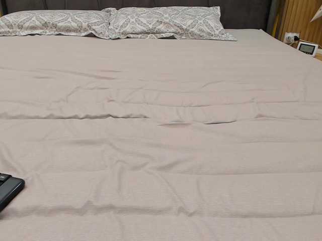 roses-dream's BongaCams show and profile