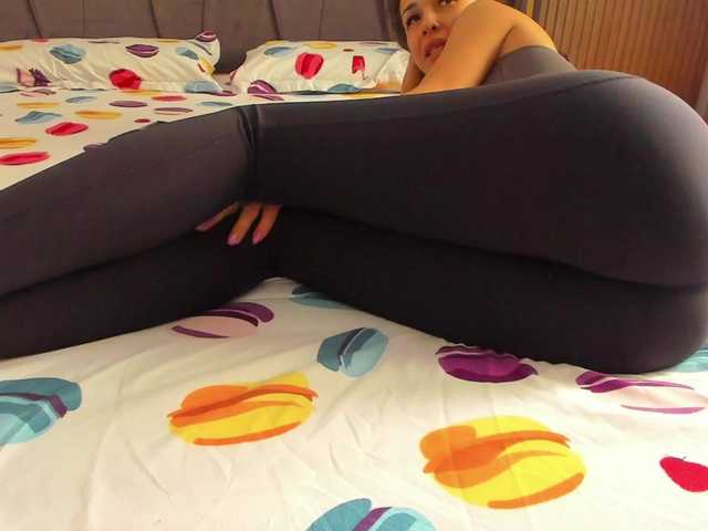 roses-dream's BongaCams show and profile