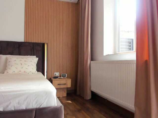 roses-dream live cam profile