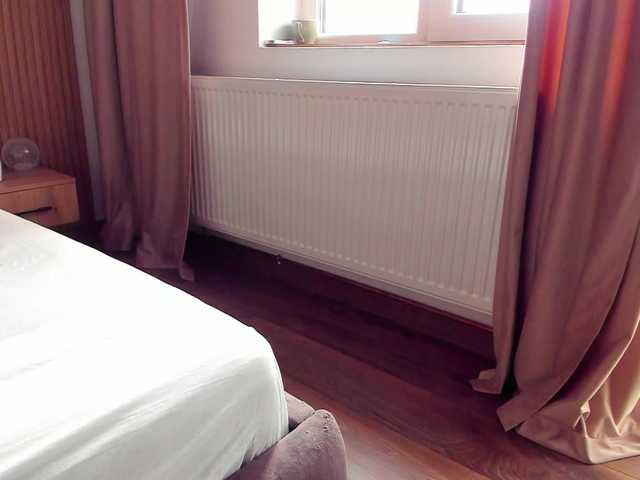 roses-dream's BongaCams show and profile