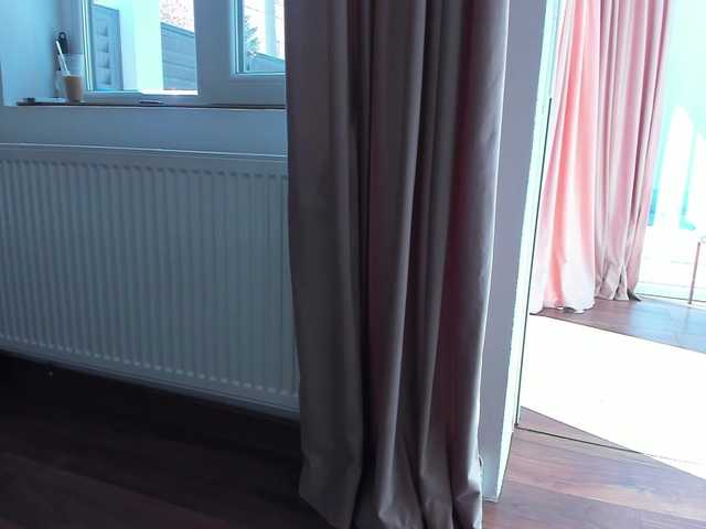 roses-dream's BongaCams show and profile