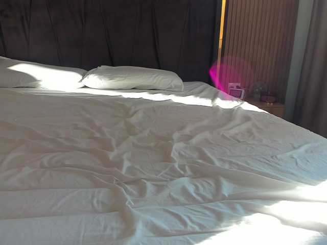 roses-dream's BongaCams show and profile