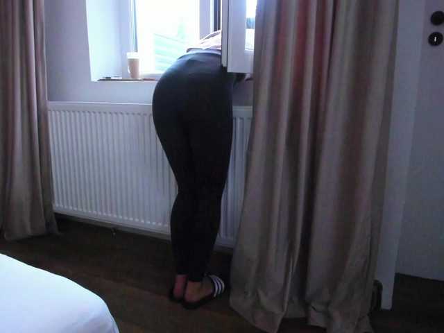 roses-dream's BongaCams show and profile