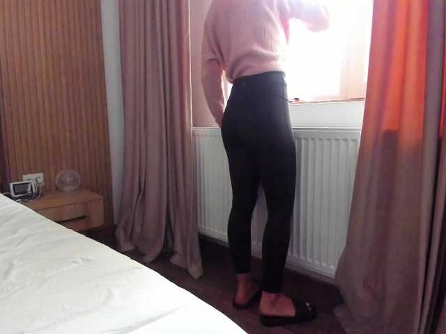 roses-dream's BongaCams show and profile