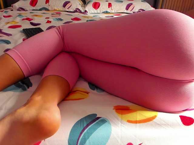 roses-dream's BongaCams show and profile