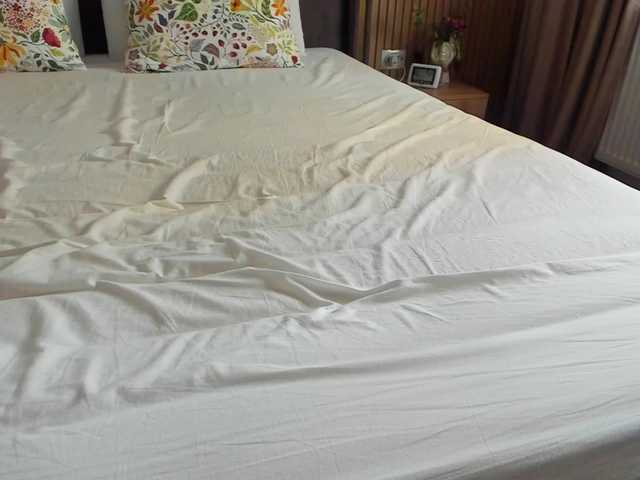 roses-dream's BongaCams show and profile