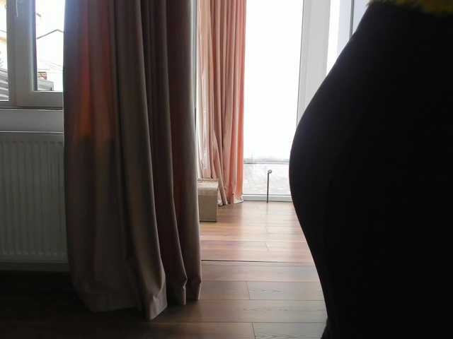 roses-dream's BongaCams show and profile