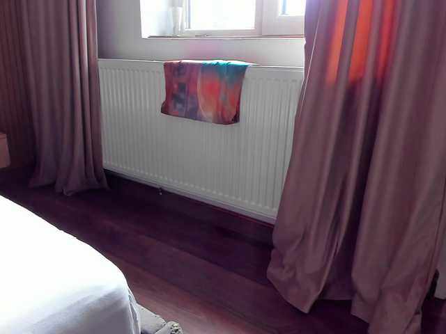 roses-dream's BongaCams show and profile