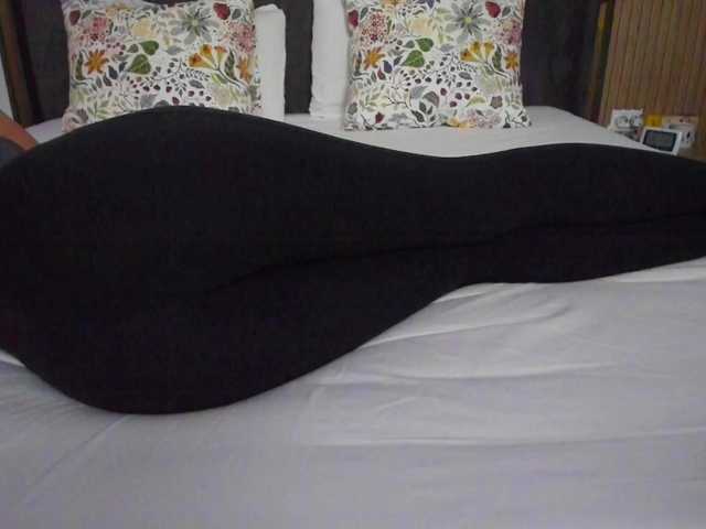 roses-dream's BongaCams show and profile