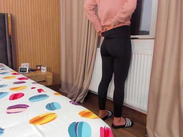 roses-dream's BongaCams show and profile