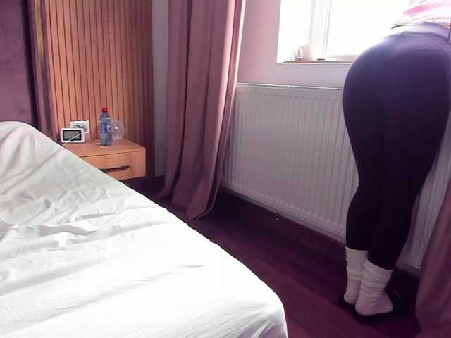 roses-dream's BongaCams show and profile