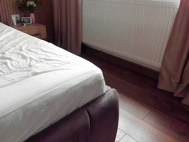 roses-dream's BongaCams show and profile