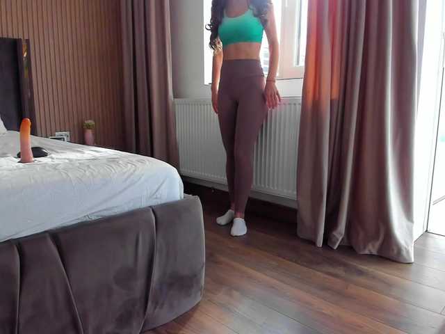 roses-dream's BongaCams show and profile