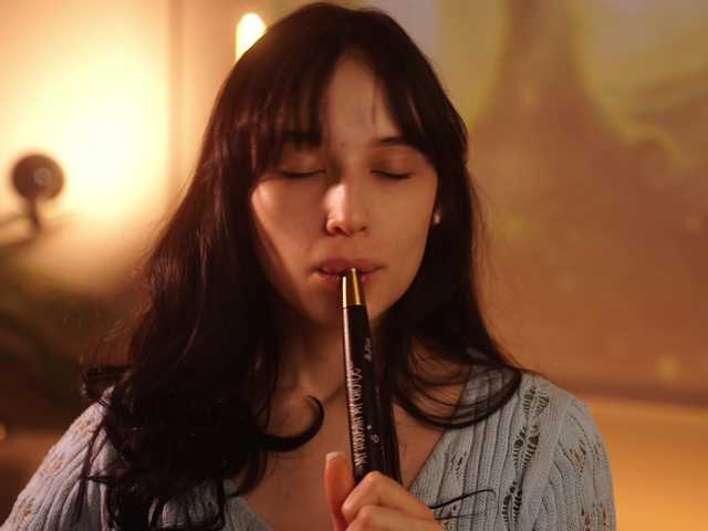 hor-neyJ0zy's BongaCams show and profile