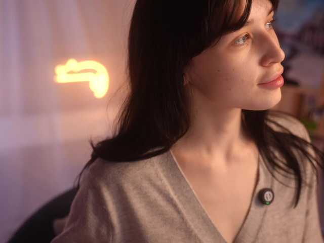 hor-neyJ0zy's BongaCams show and profile